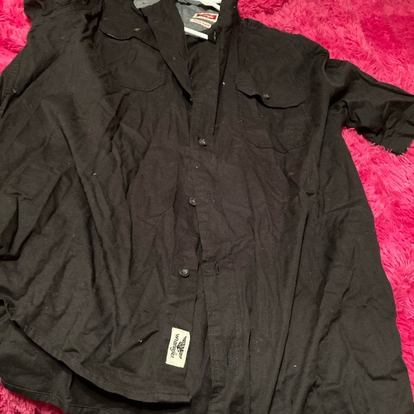 Wrangler Other - Wrangler Button Down Pocket Shirt Black Size Large
